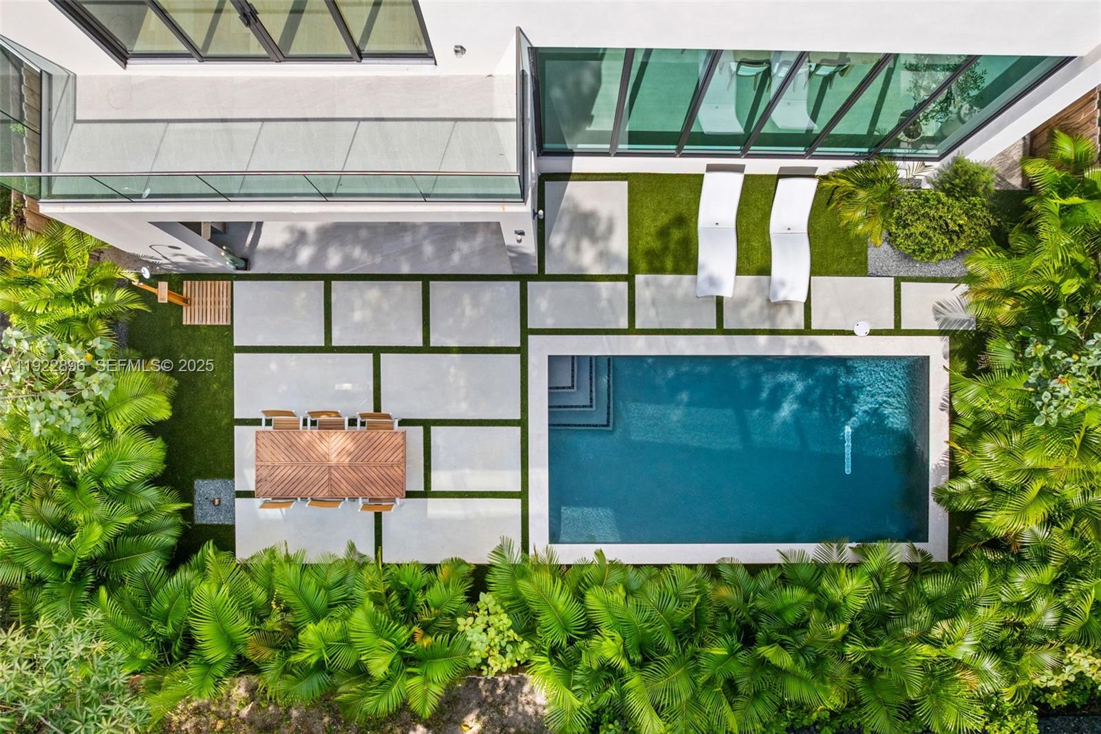 PULLMAN PK - Residential