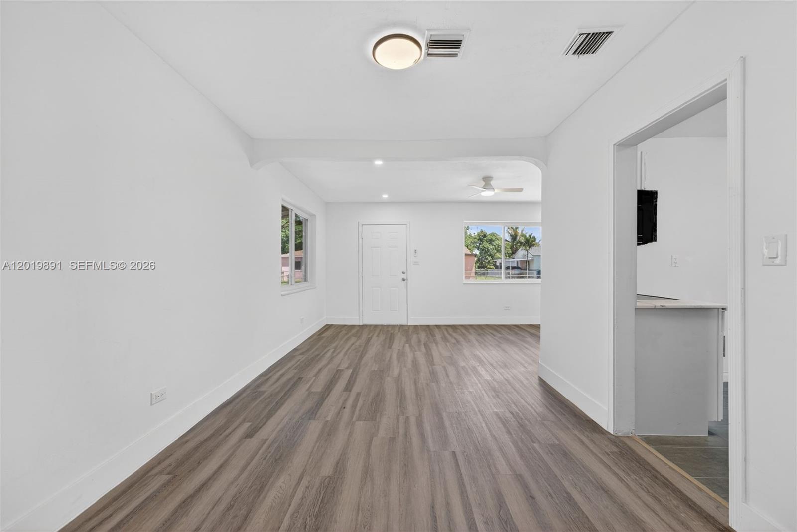 CLYDE LUCAS MANOR - Residential