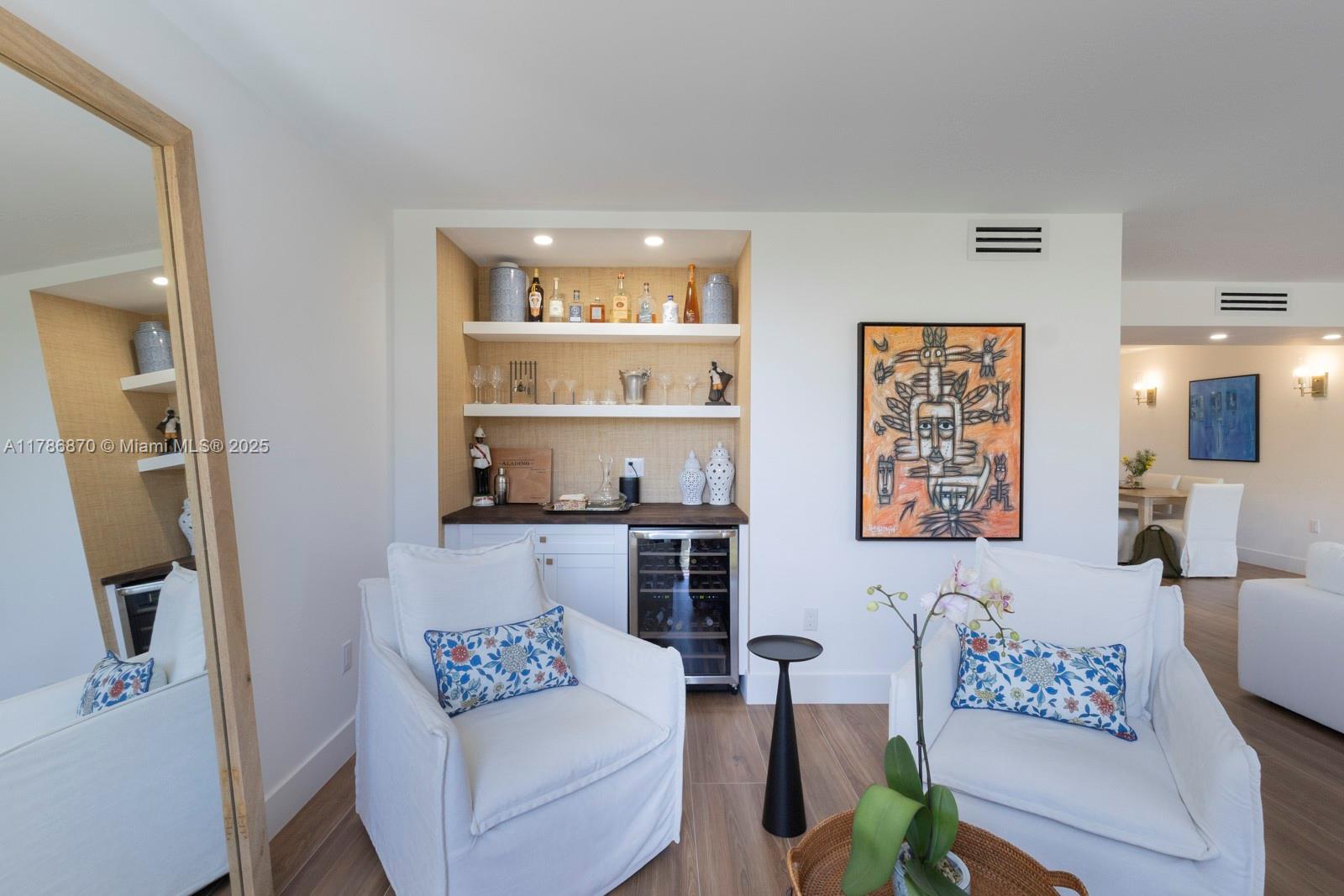 600 Biltmore Way 308