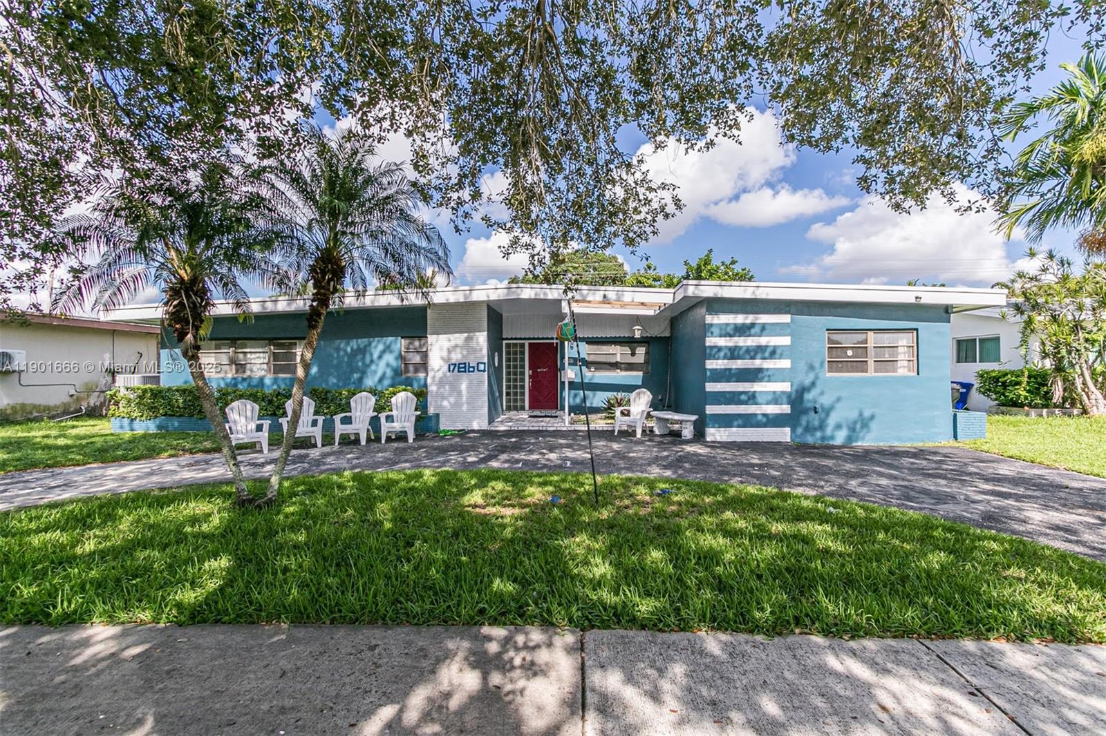 WINDWARD HEIGHTS NO 4 - Residential