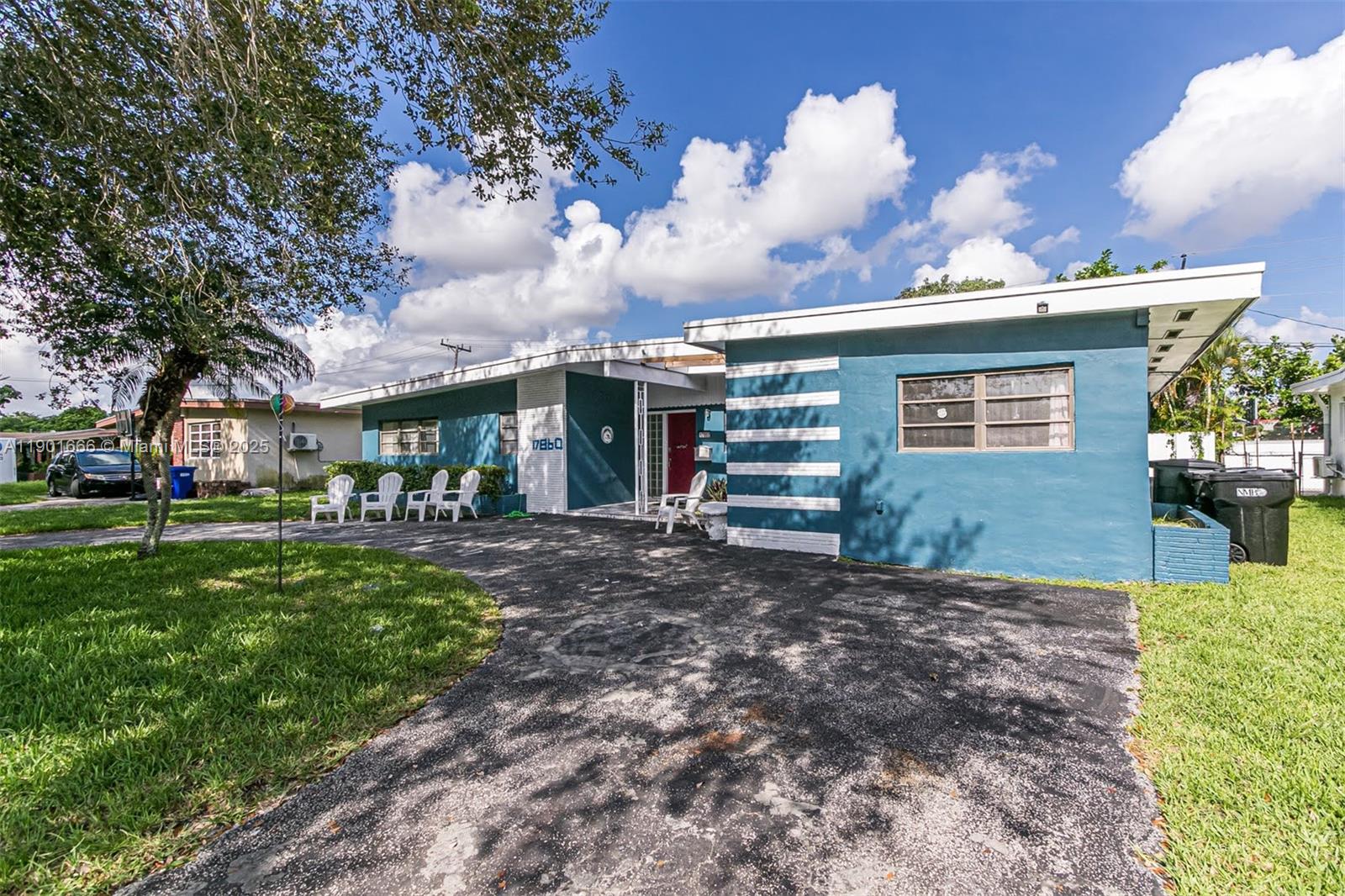 WINDWARD HEIGHTS NO 4 - Residential