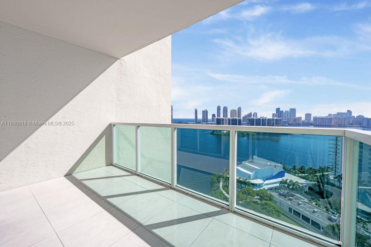 Property for Sale at 3330 Ne 190th St 1918, Aventura, Miami-Dade County, Florida - Bedrooms: 3 
Bathrooms: 3  - $839,000