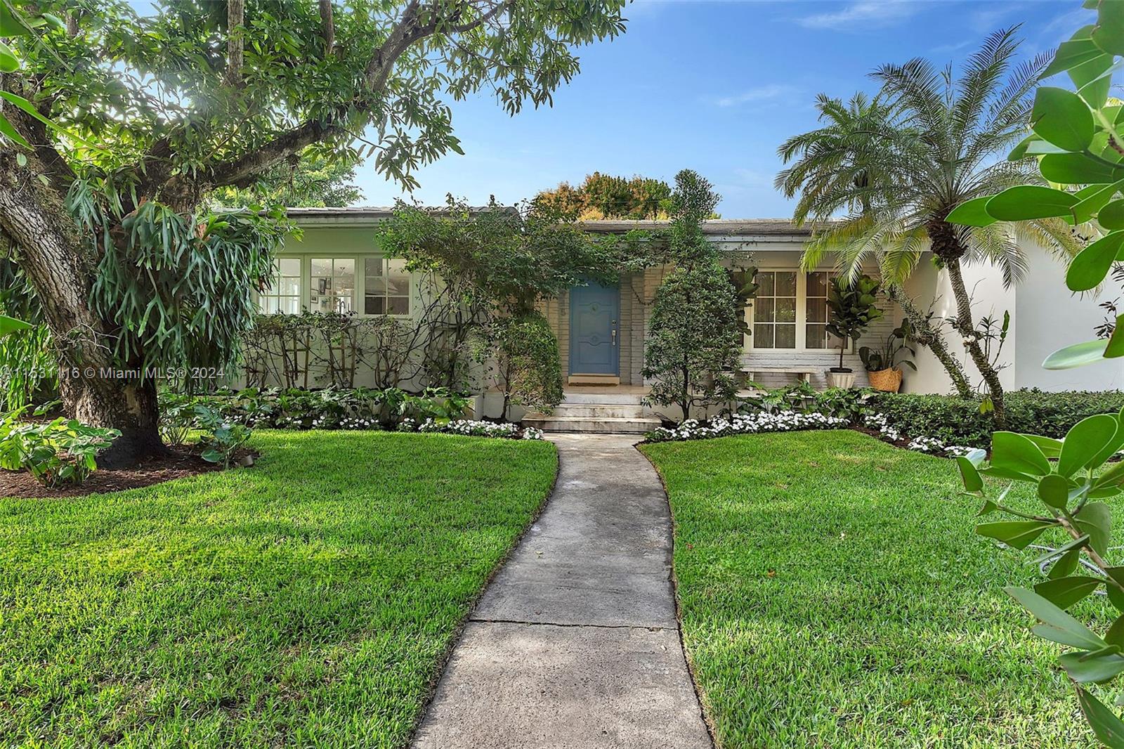 C GABLES RIVIERA SEC 12 - Residential