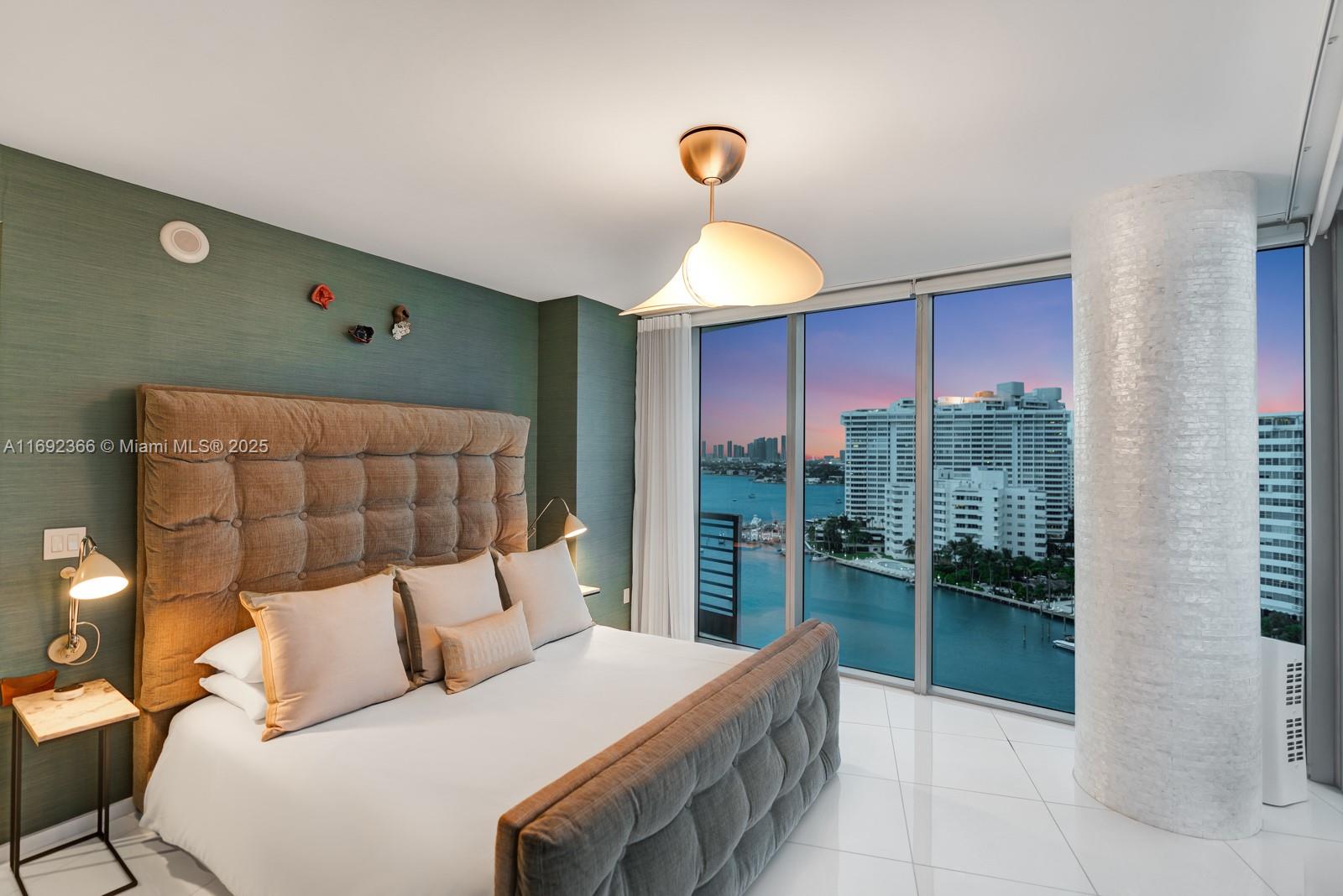 CAPRI SOUTH BEACH CONDO - Residential