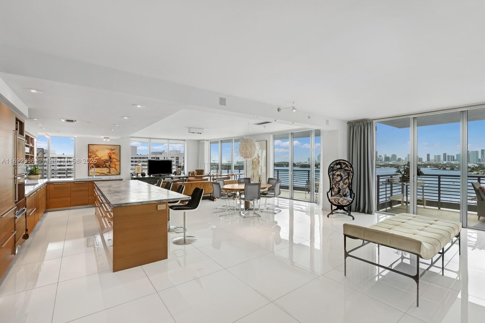 CAPRI SOUTH BEACH CONDO - Residential