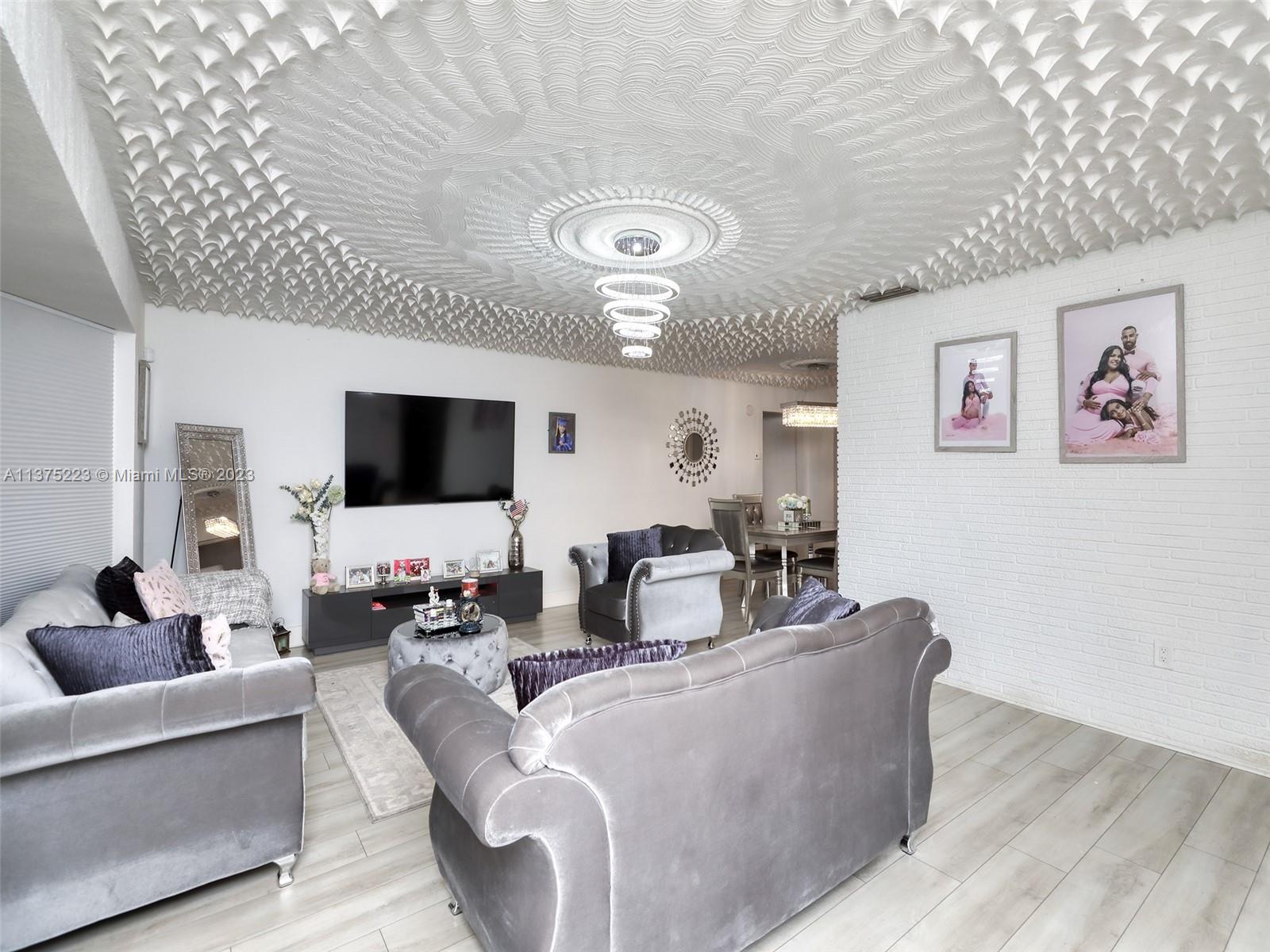 MIRAMAR SEC 14 - Residential