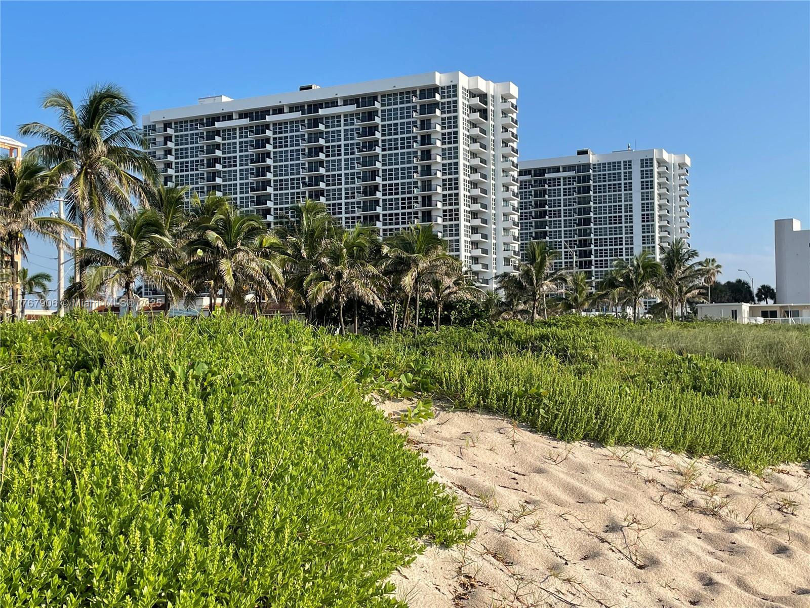 SILVER THATCH ATLANTIC PL - Residential