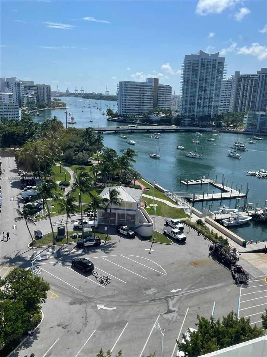 SUNSET HARBOUR SOUTH COND - Residential Lease