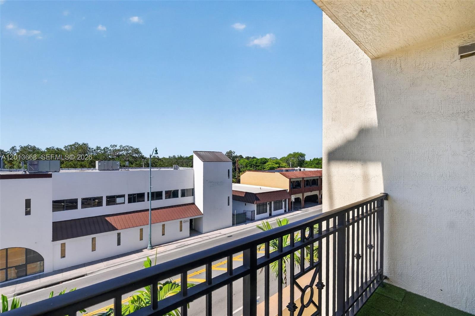 GRANADA GRAND CONDO - Residential Lease