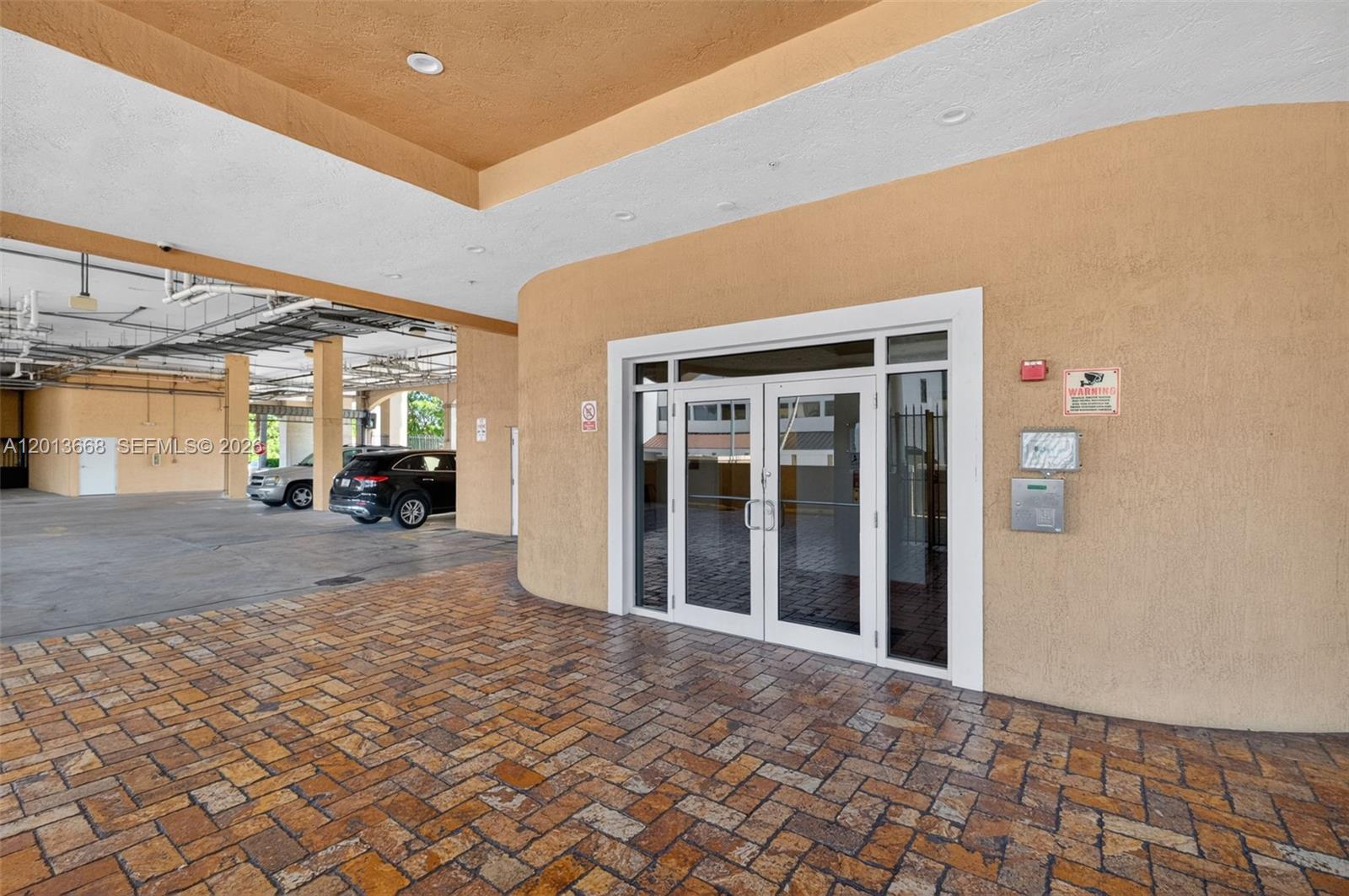 GRANADA GRAND CONDO - Residential Lease