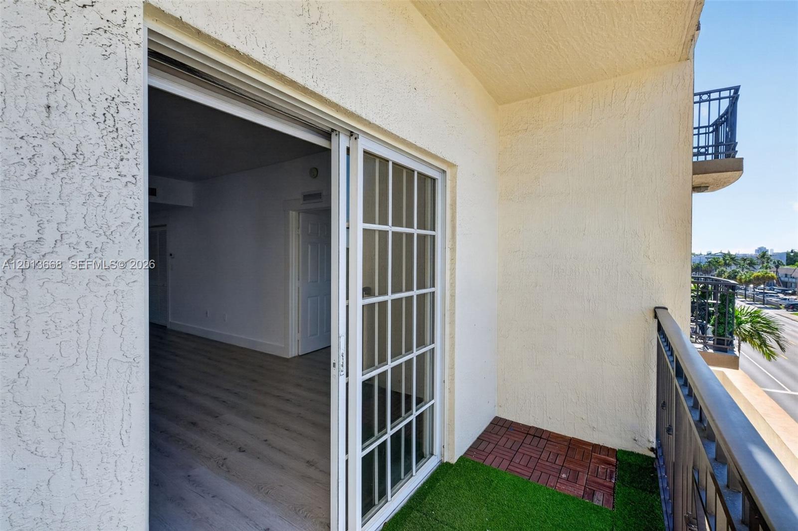 GRANADA GRAND CONDO - Residential Lease