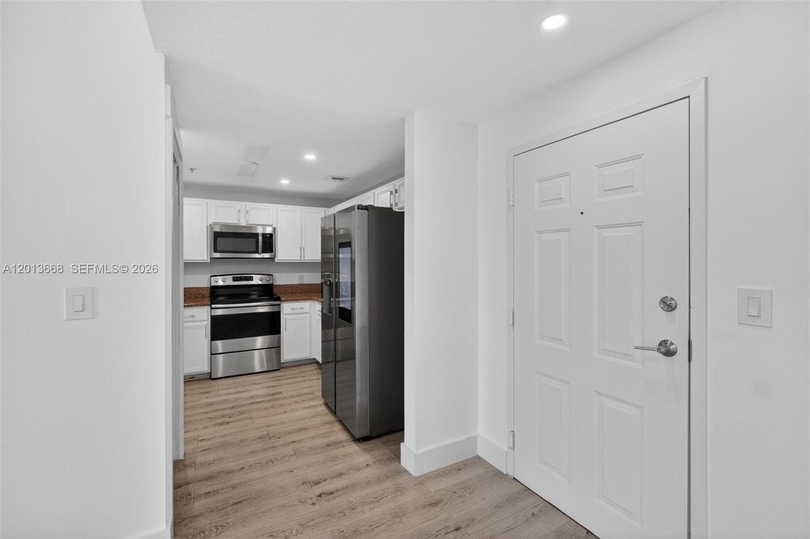 GRANADA GRAND CONDO - Residential Lease