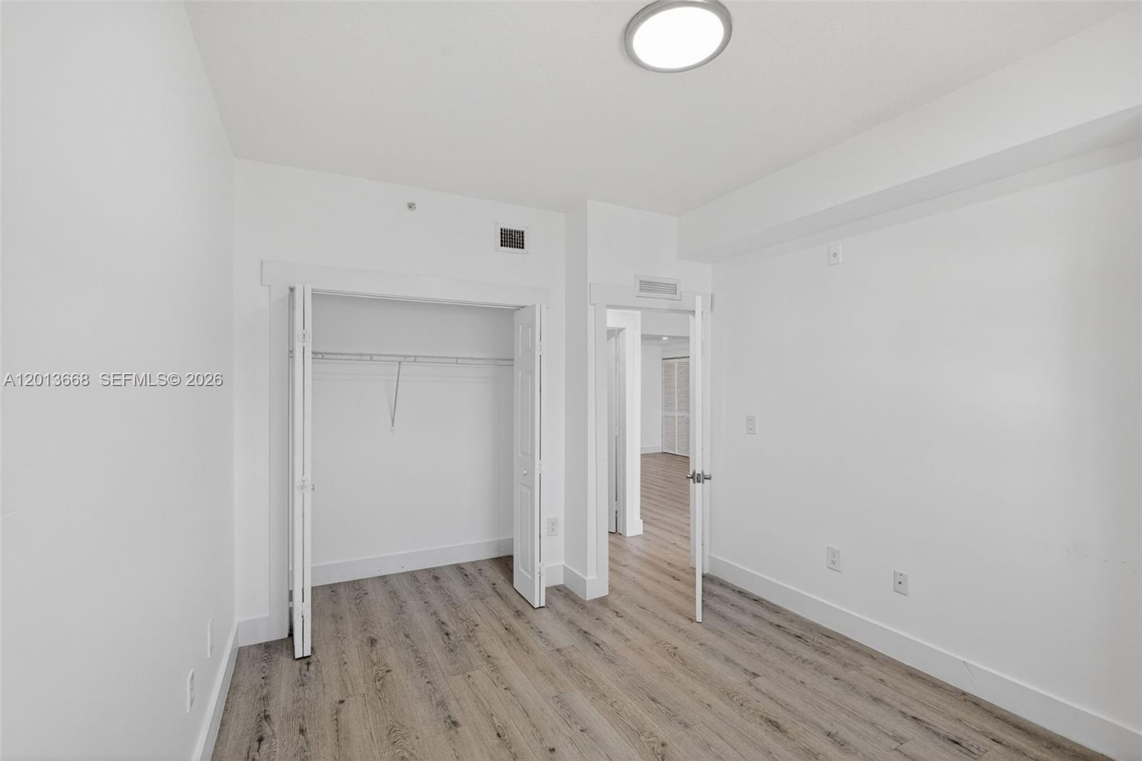 GRANADA GRAND CONDO - Residential Lease