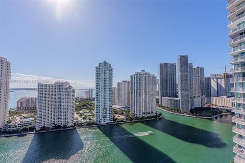 335 S Biscayne Blvd 3005 Miami FL 33131