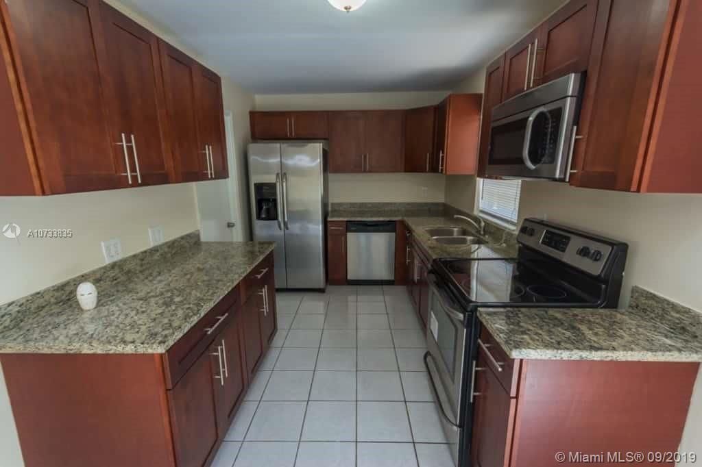 AMERICAN HOMES AT BOCA RA - Residential Lease