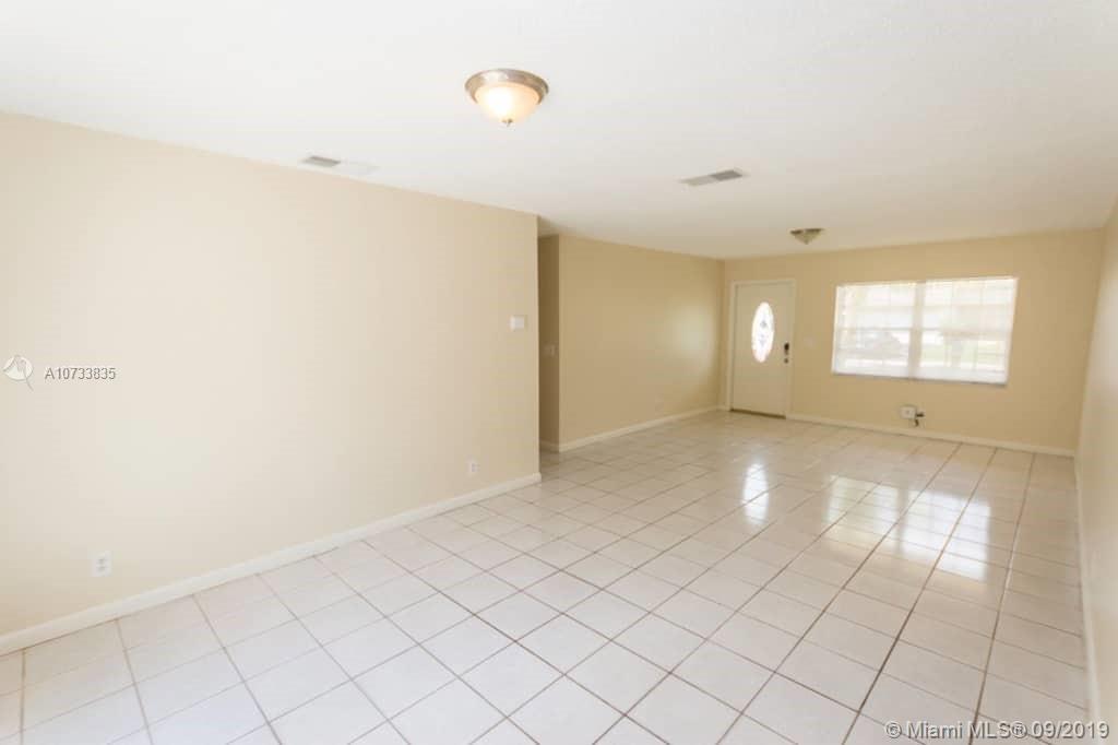 AMERICAN HOMES AT BOCA RA - Residential Lease