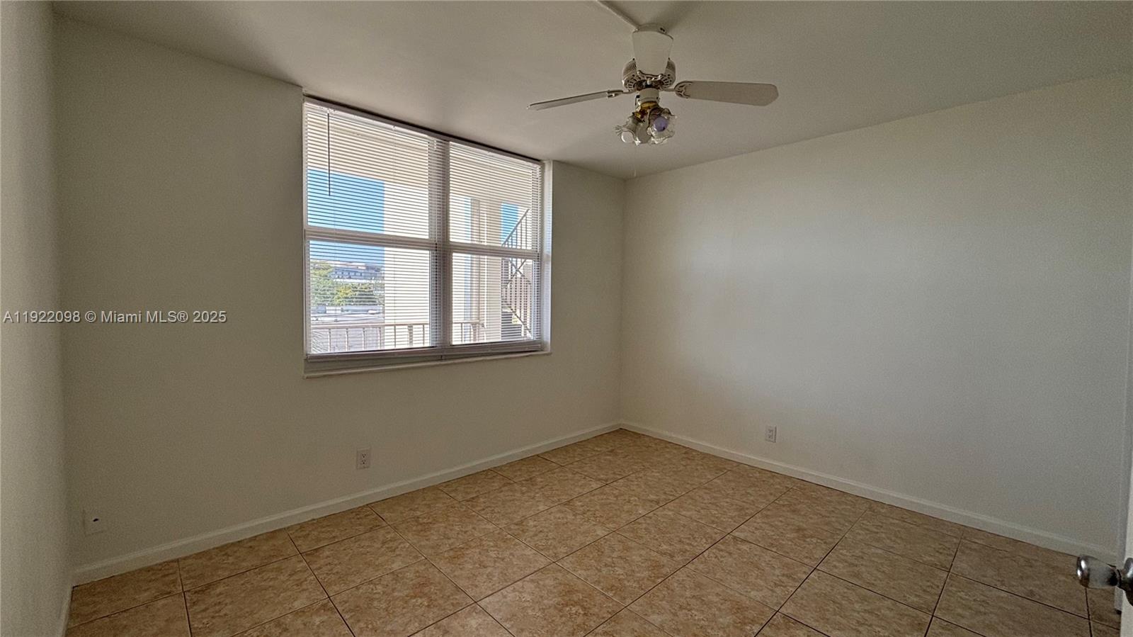 CORAL RIDGE EAST CONDO - Residential Lease