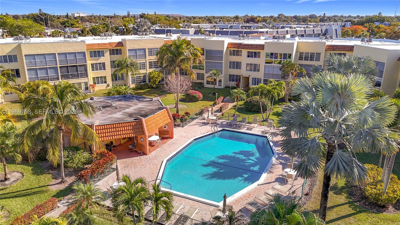 ROYAL PARK GARDENS II-E C - Residential Lease