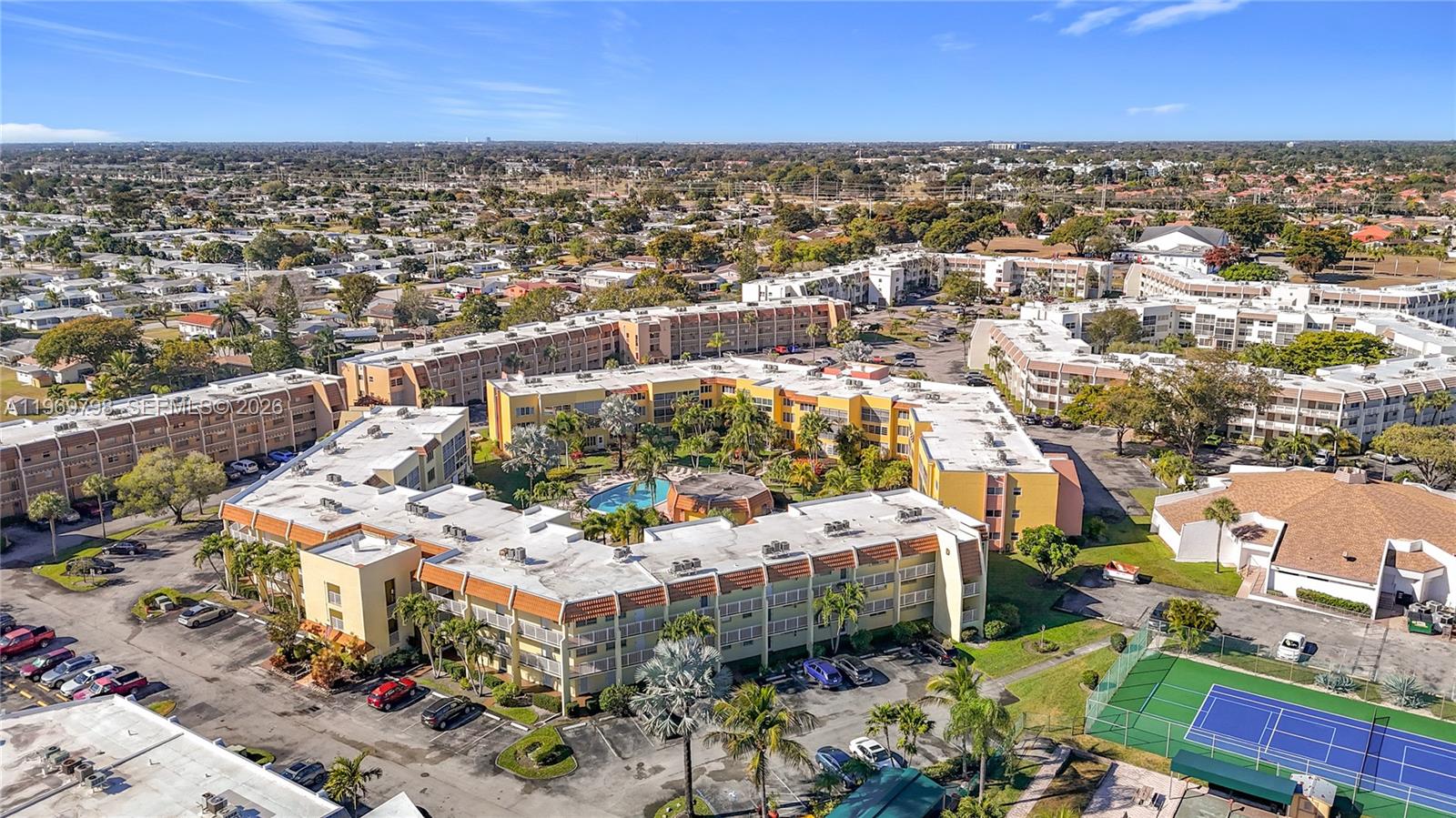 ROYAL PARK GARDENS II-E C - Residential Lease