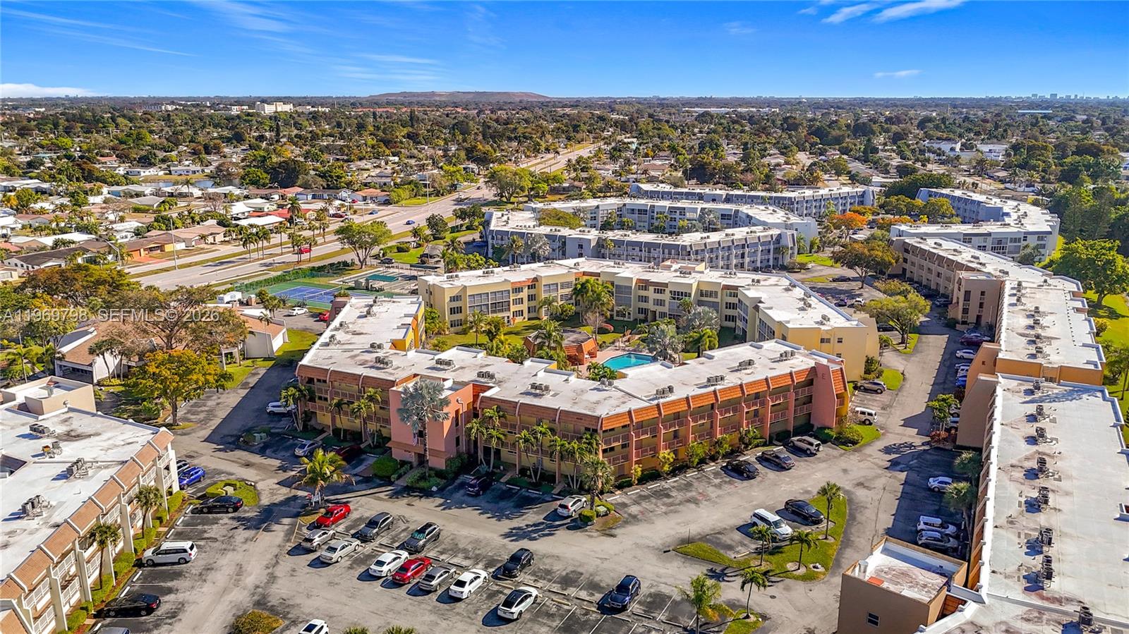 ROYAL PARK GARDENS II-E C - Residential Lease