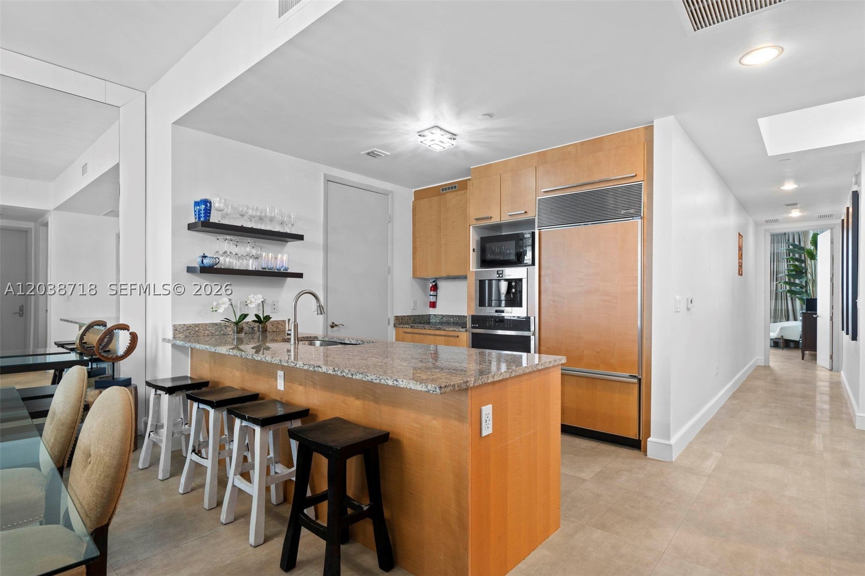 15901 Collins Ave 1502