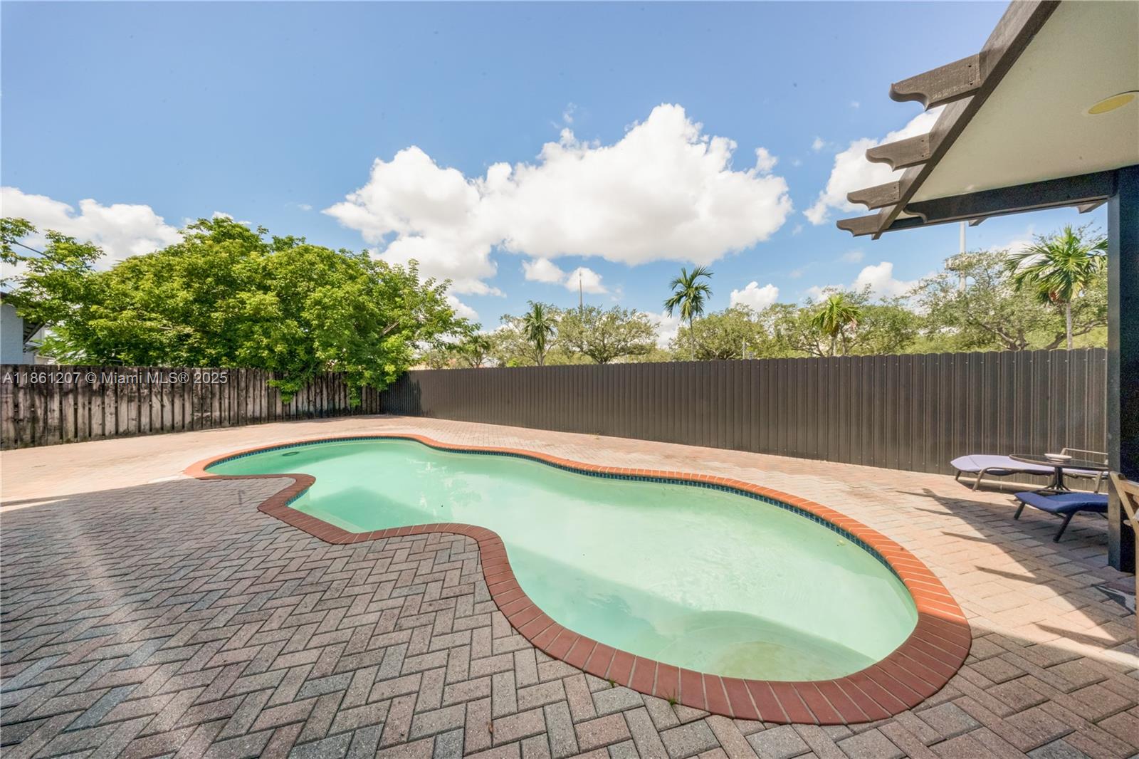 GARDEN HILLS WEST - Residential