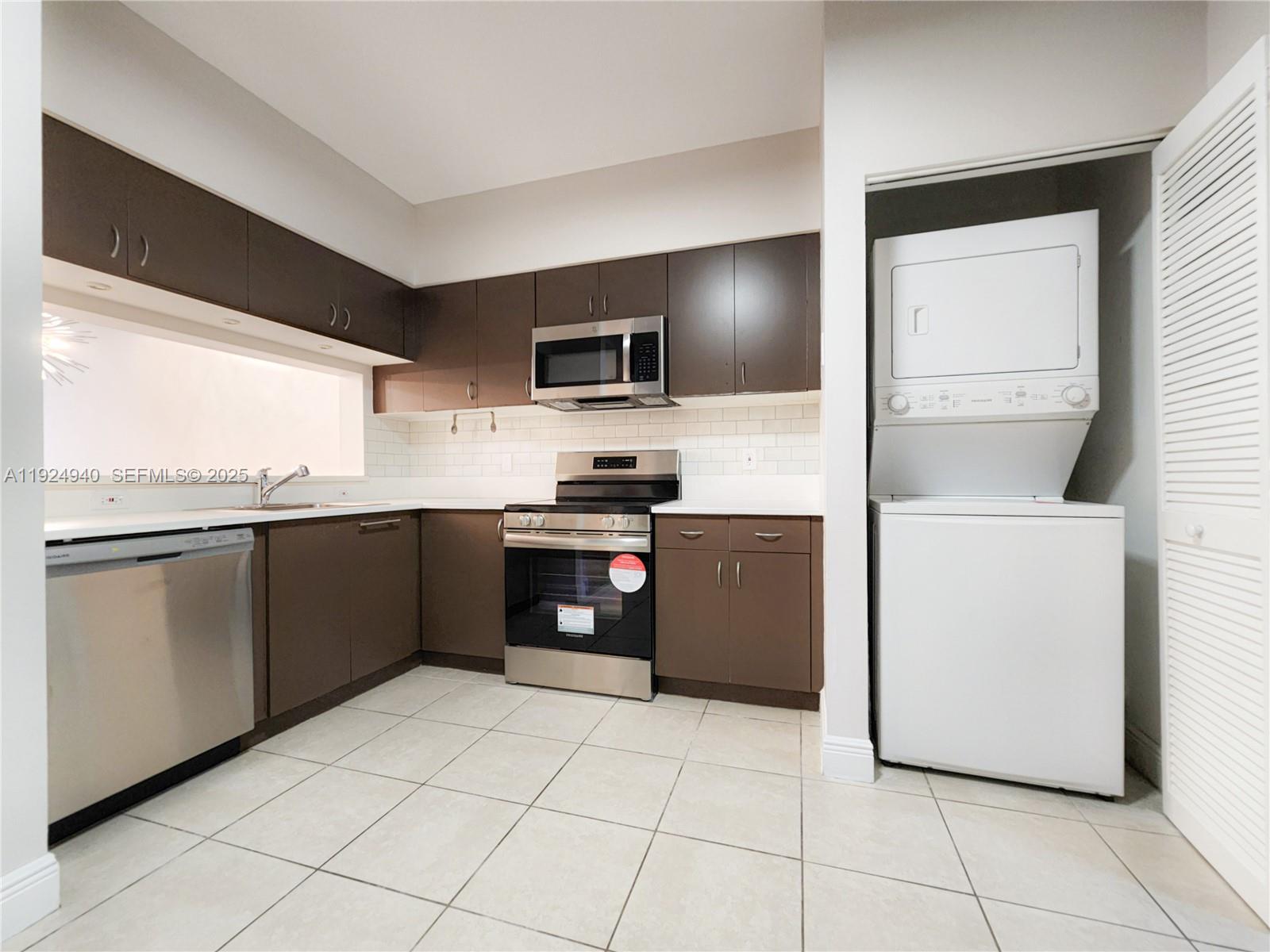 BONAVENTURE - Residential Lease