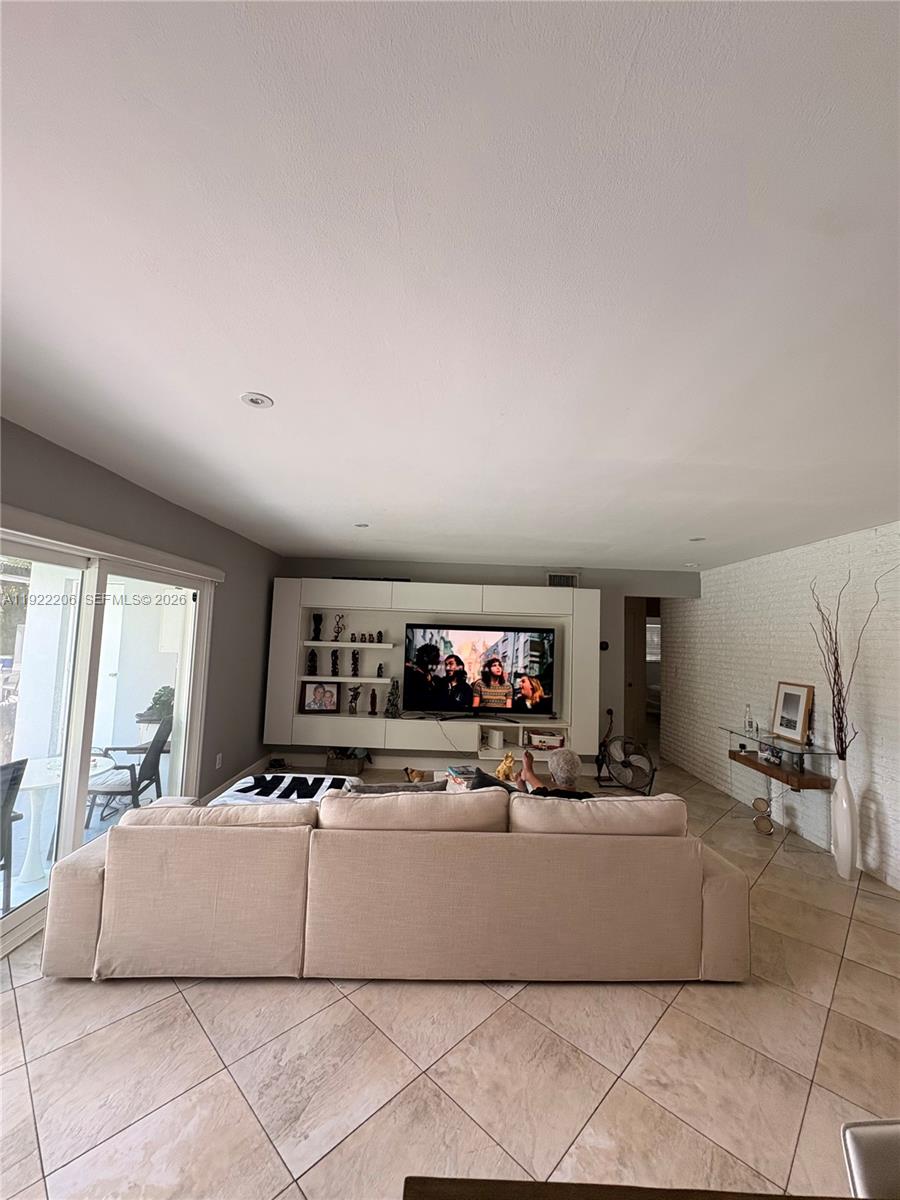 FAIRMONT HOMES - Residential