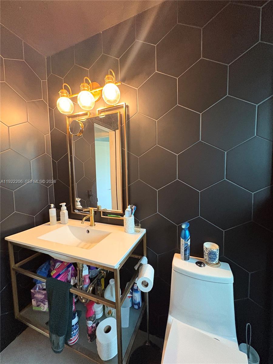 FAIRMONT HOMES - Residential