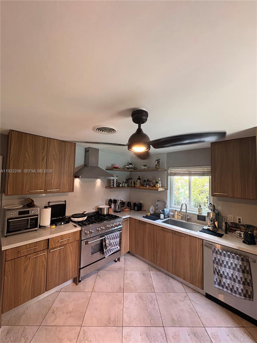 FAIRMONT HOMES - Residential