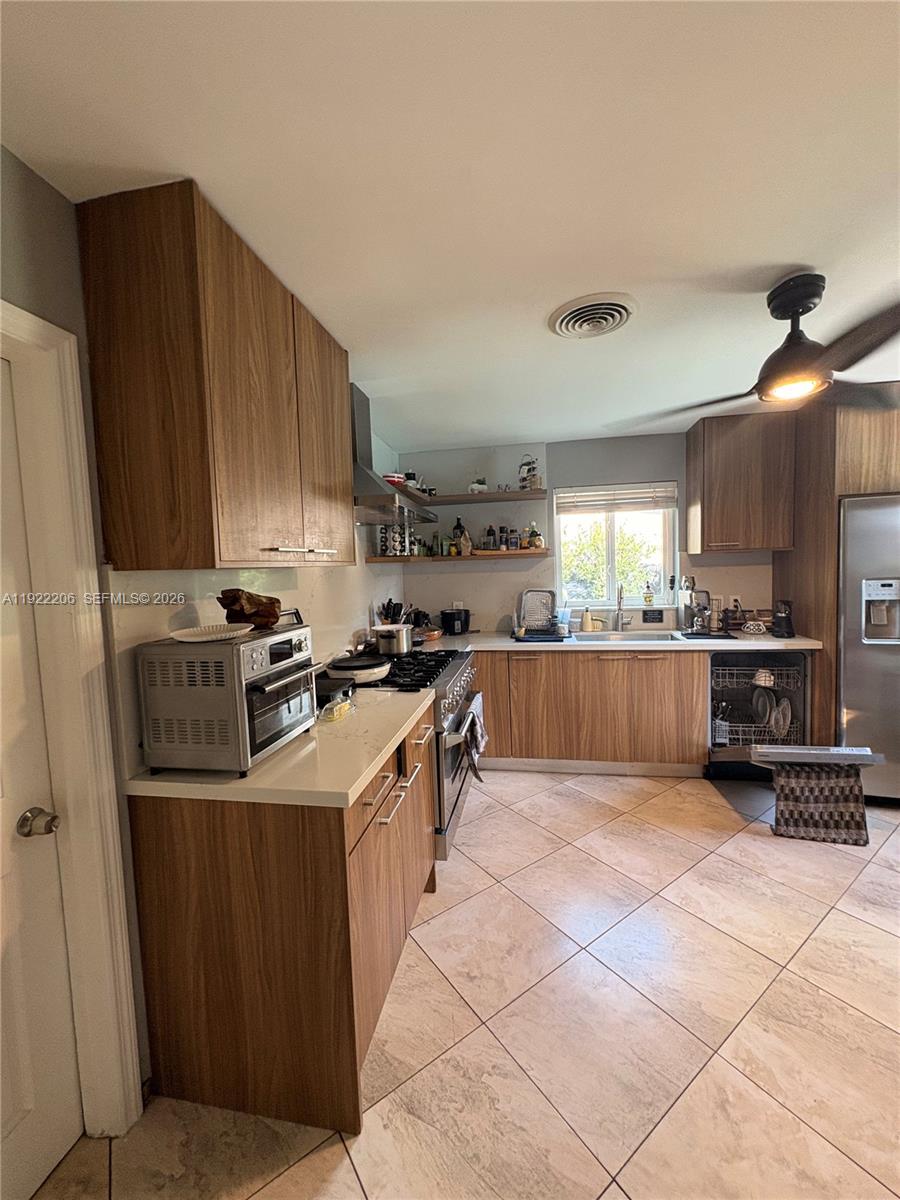 FAIRMONT HOMES - Residential