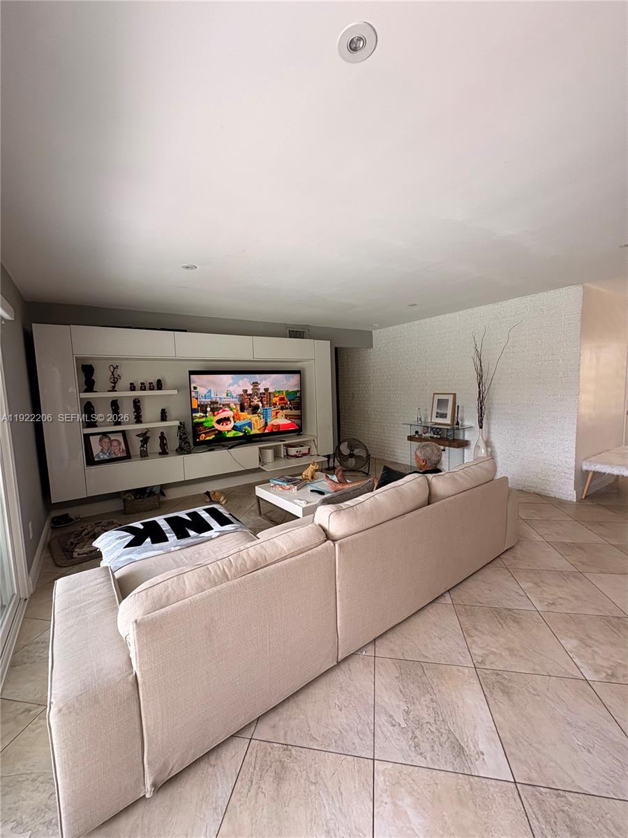 FAIRMONT HOMES - Residential