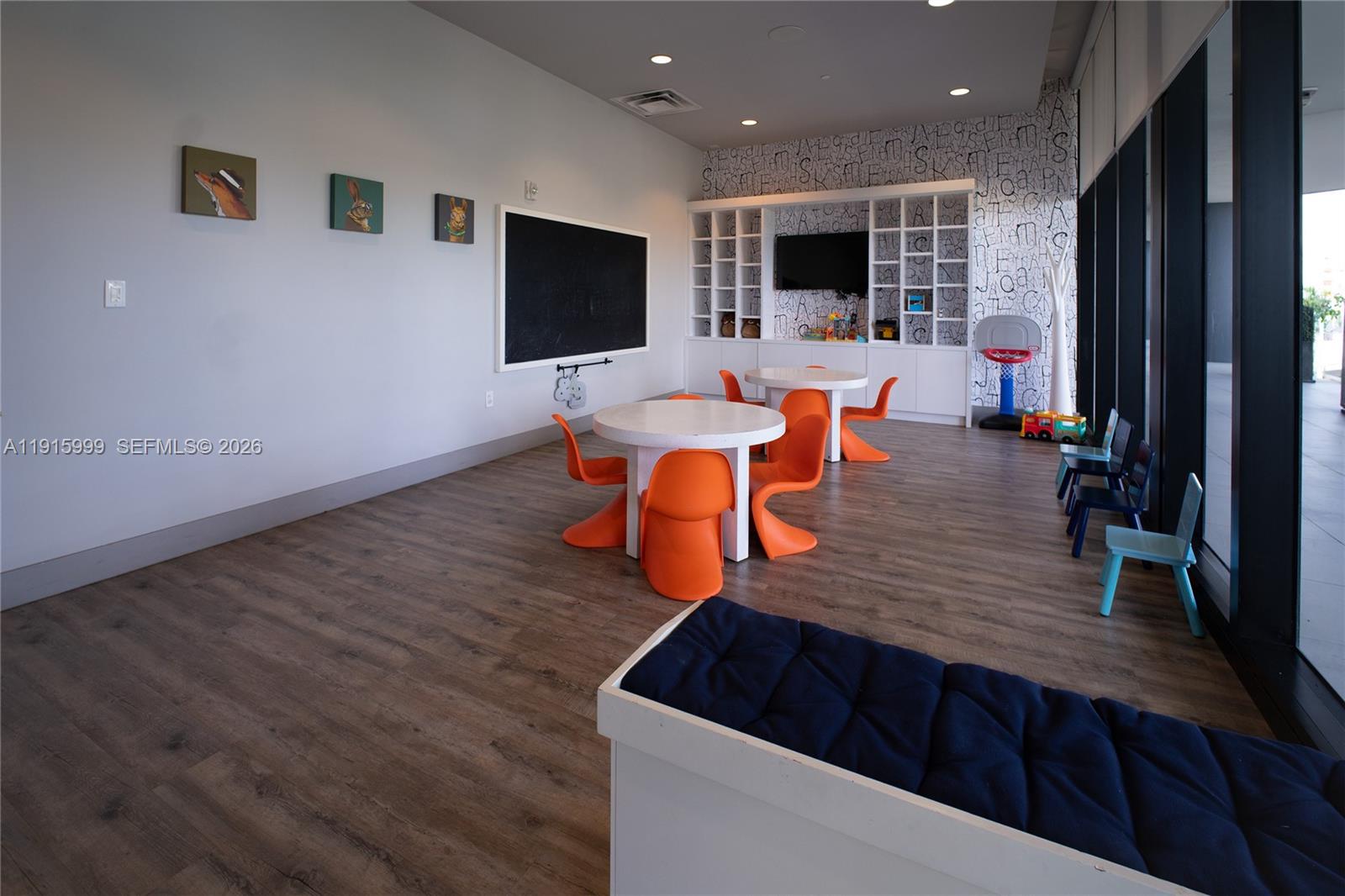 5252 PASEO CONDO - Residential