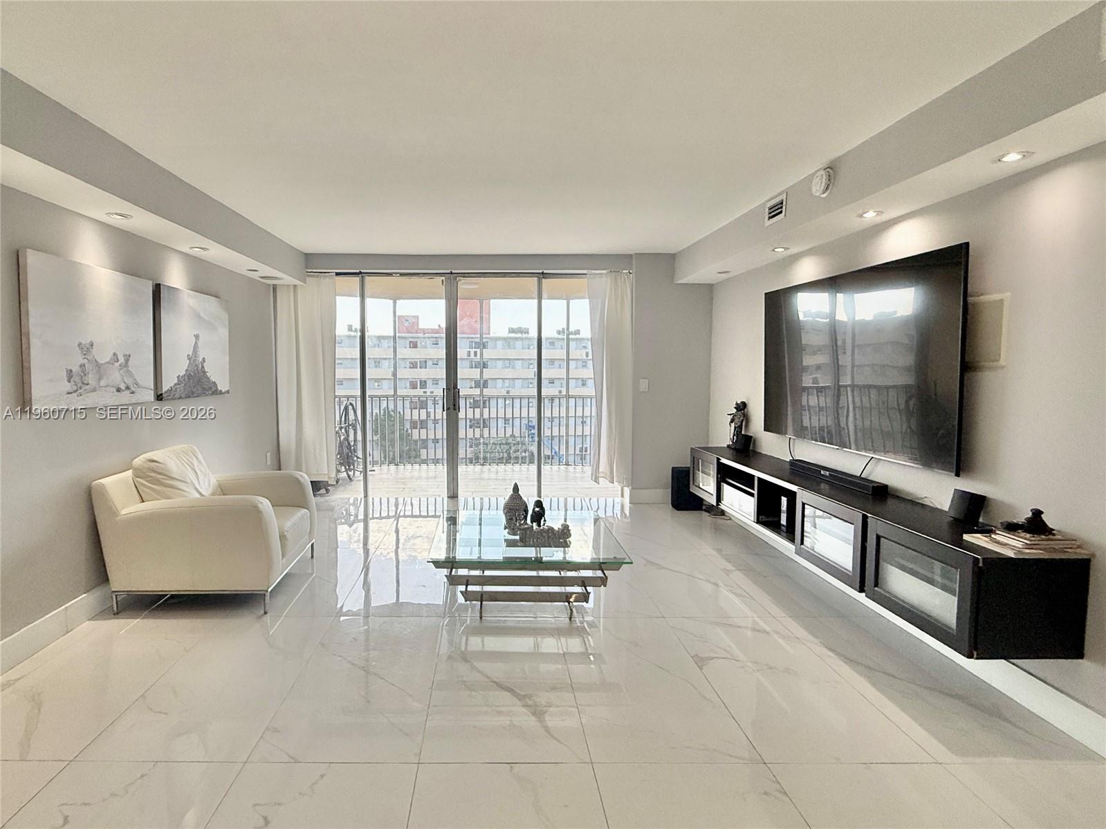 JADE WINDS GROUP - - Residential