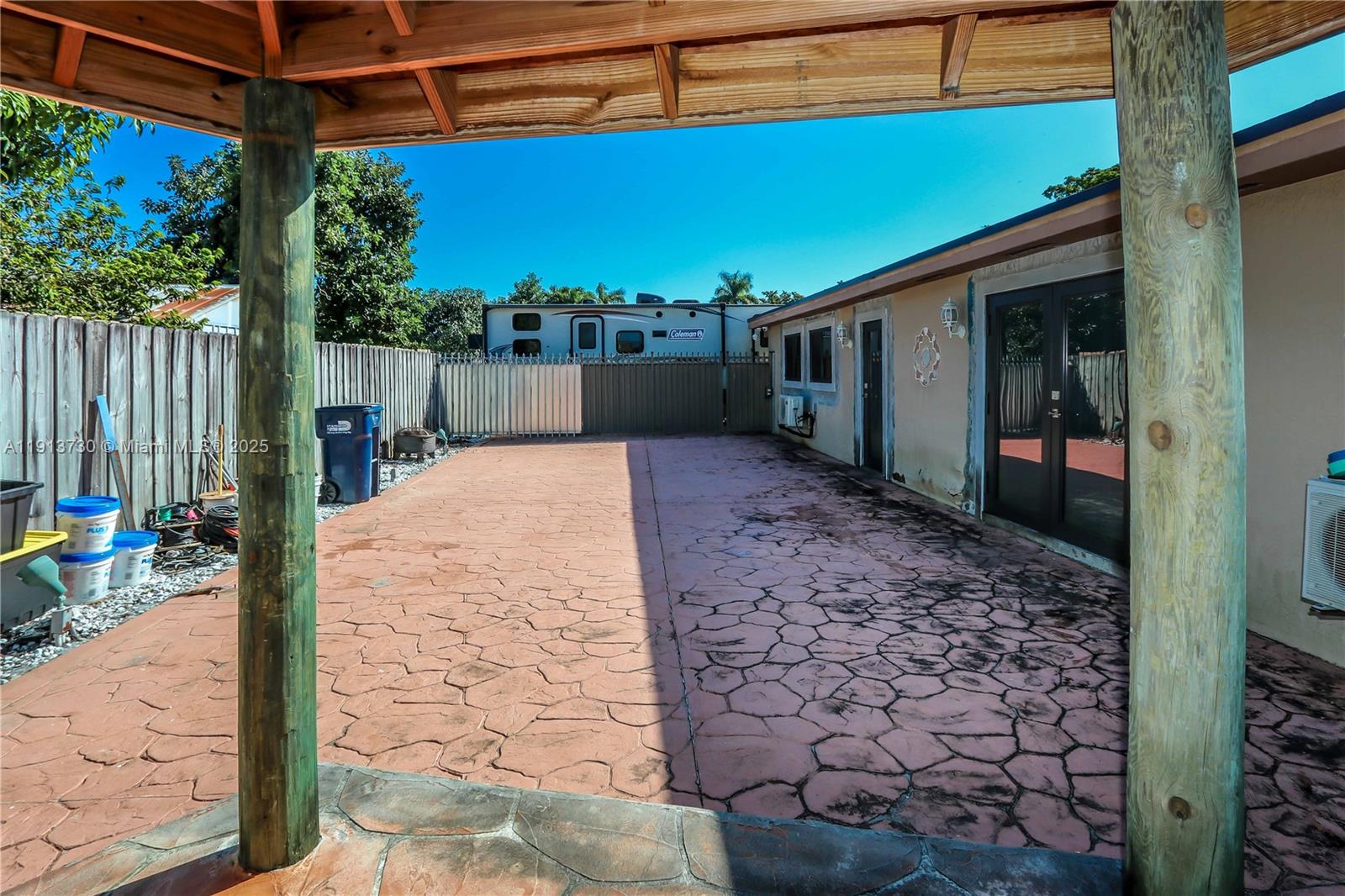 PINE LAKE WEST - Residential