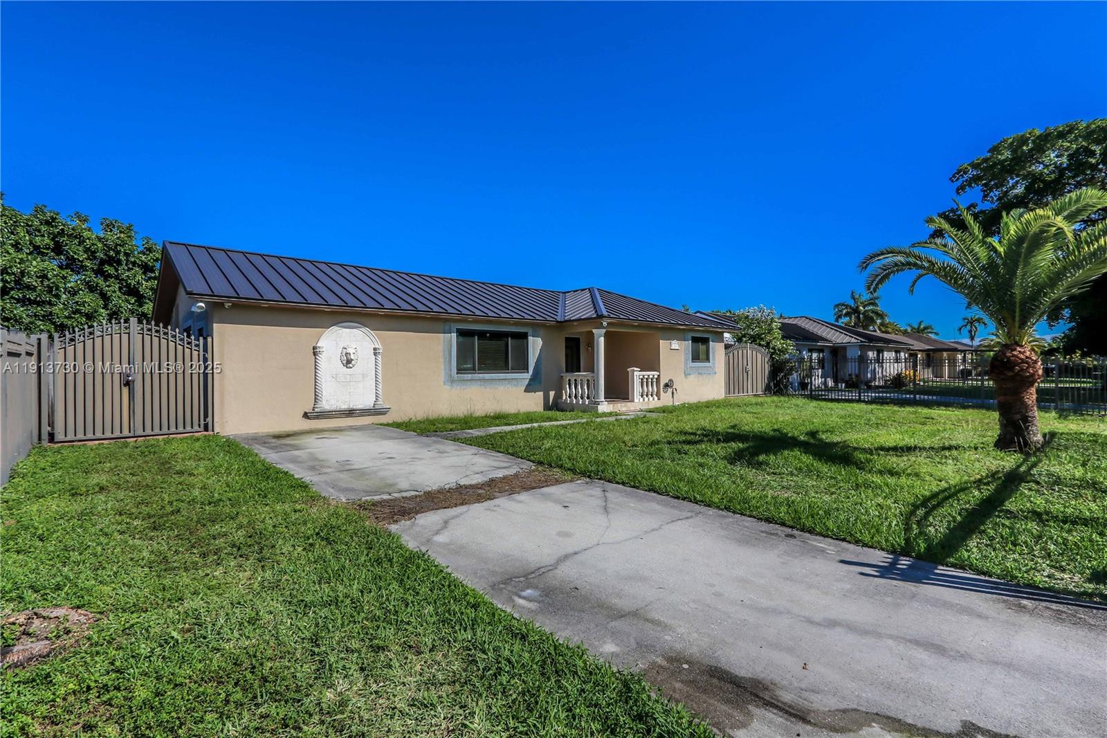 PINE LAKE WEST - Residential