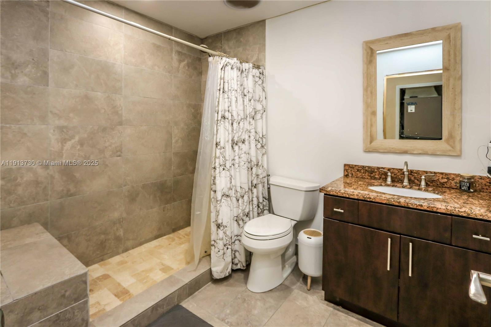 PINE LAKE WEST - Residential