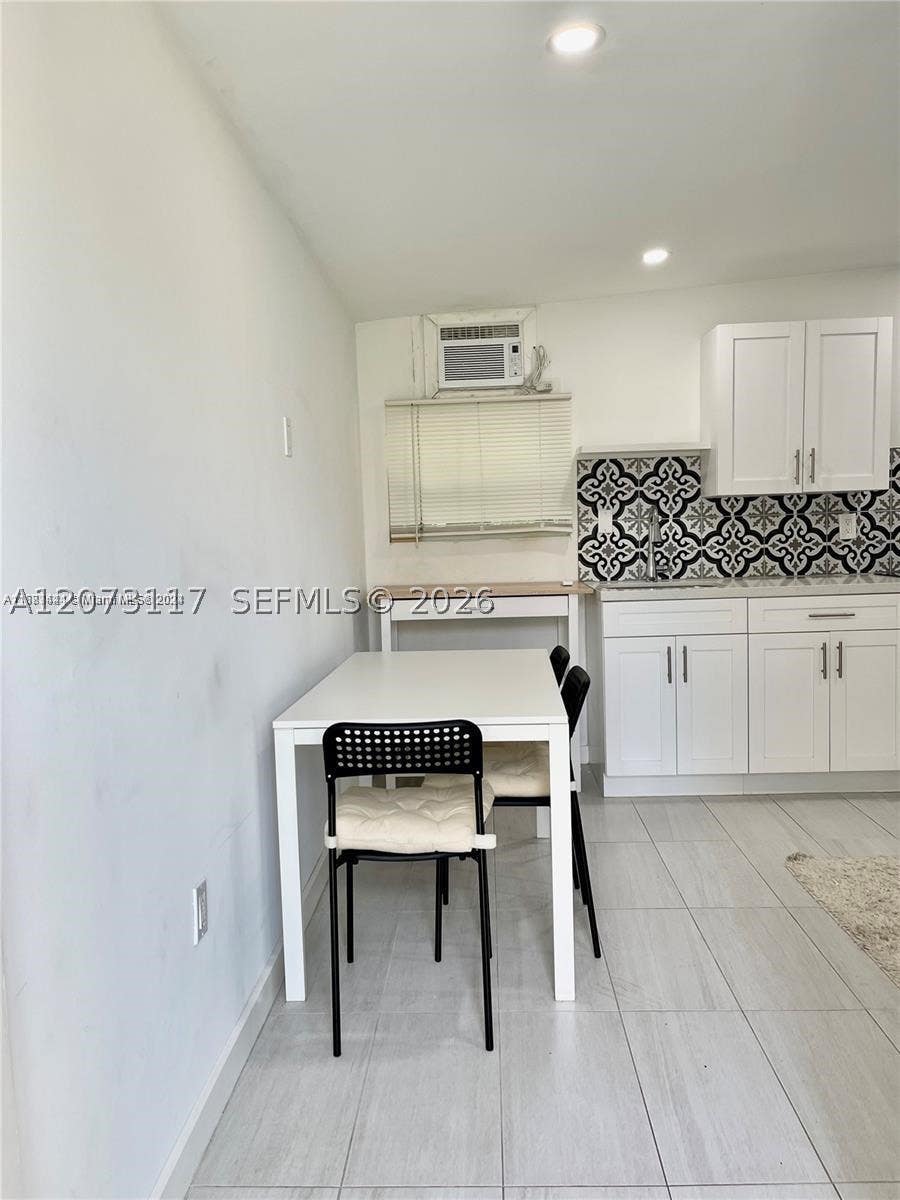 Photo of 2310 N 57th Way #3, Hollywood, FL 33021 (MLS # A12073117)