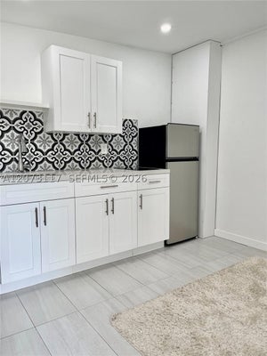2310 N 57TH WAY # 3, HOLLYWOOD, FL 33021 - Image bdd68cb51bf58f9f597e1e2c33f034ce/3775148213