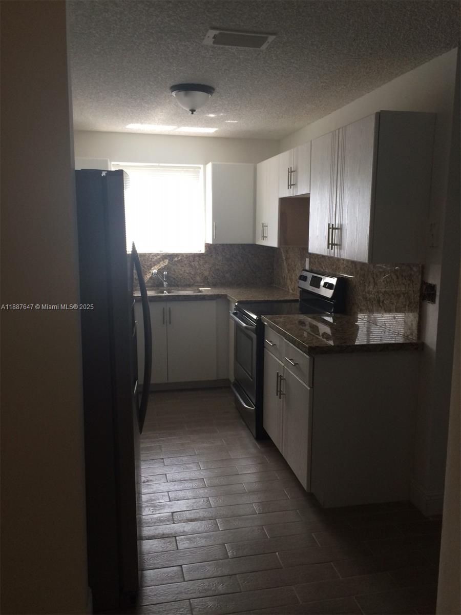WELLEBY NW QUADRANT 110-4 - Residential