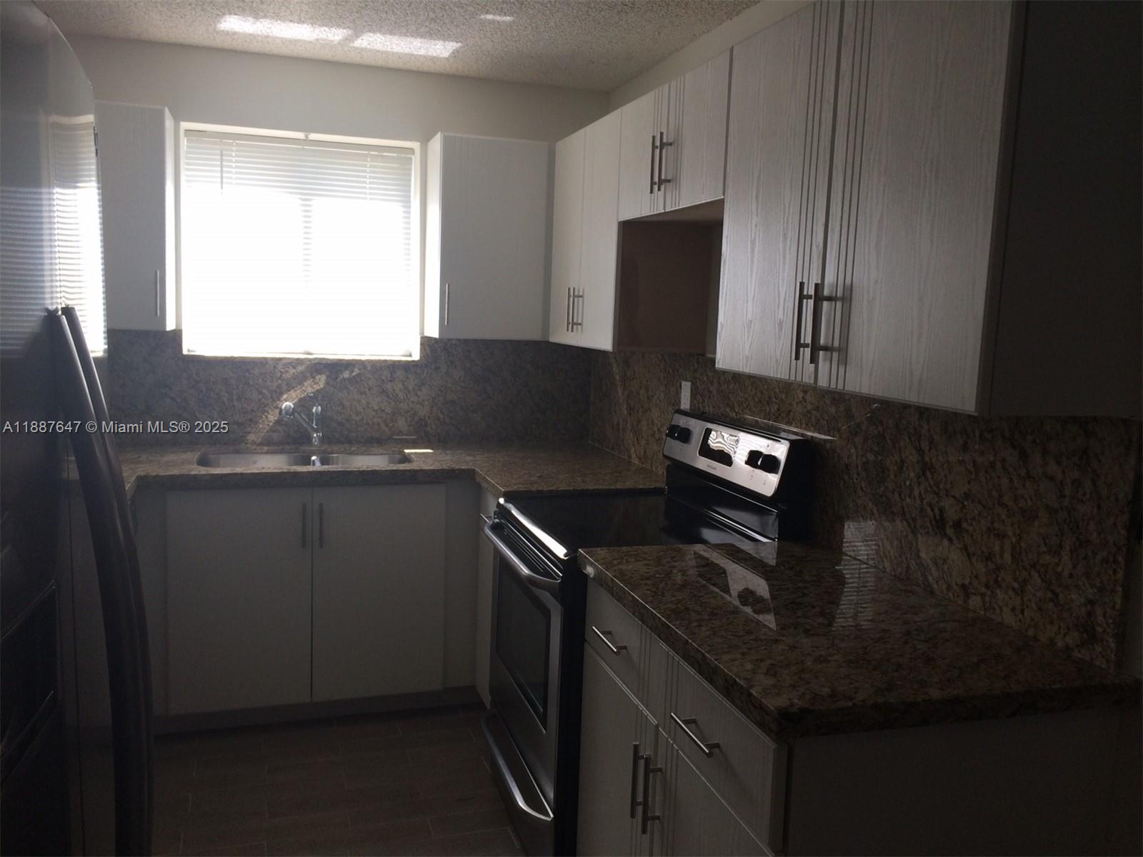 WELLEBY NW QUADRANT 110-4 - Residential