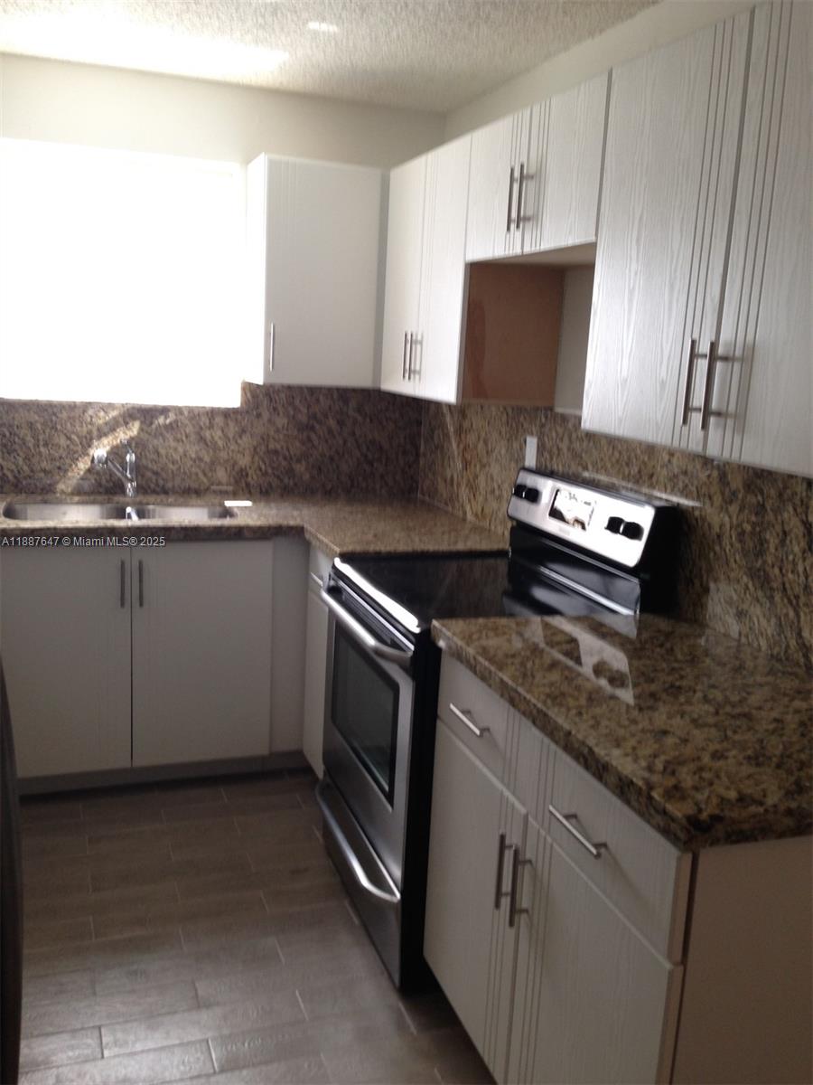 WELLEBY NW QUADRANT 110-4 - Residential