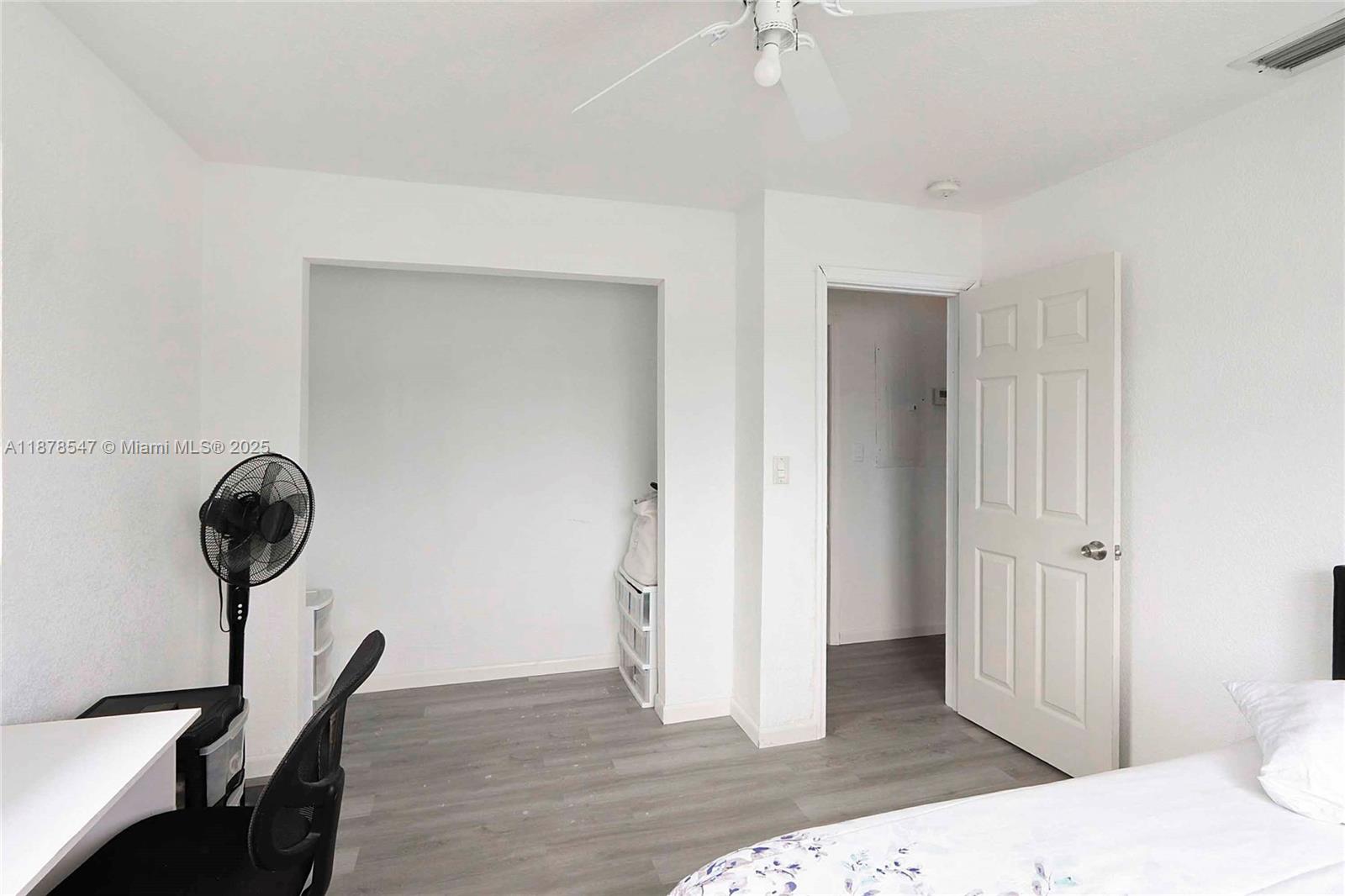 PALMLAND HOMES SOUTH NO 4 - Residential