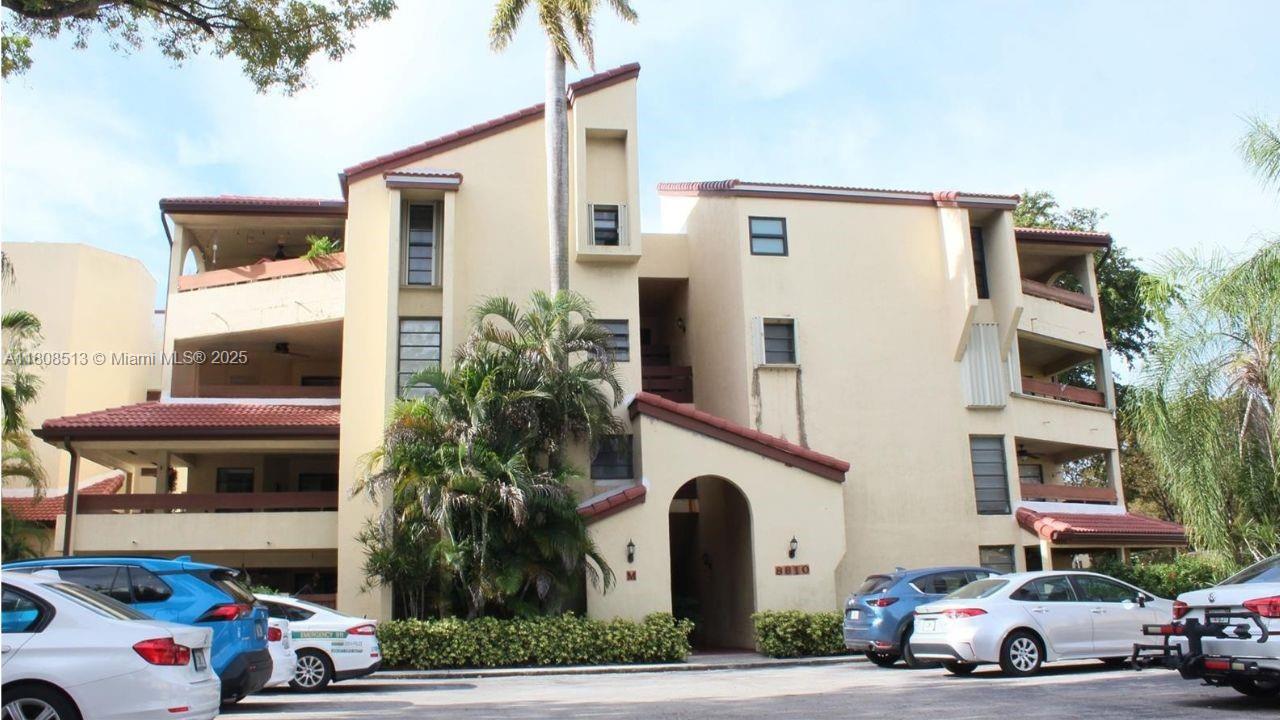 8810 Sw 123rd Ct M-210, Miami, Broward County, Florida - 2 Bedrooms  
2 Bathrooms - 