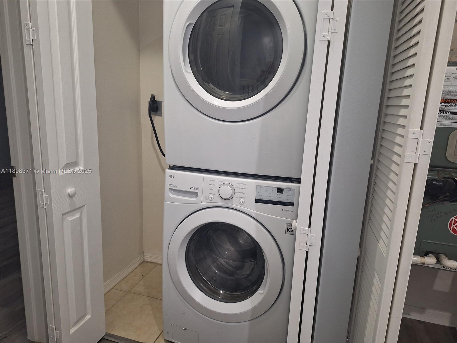 MARBELLA COVE - Residential