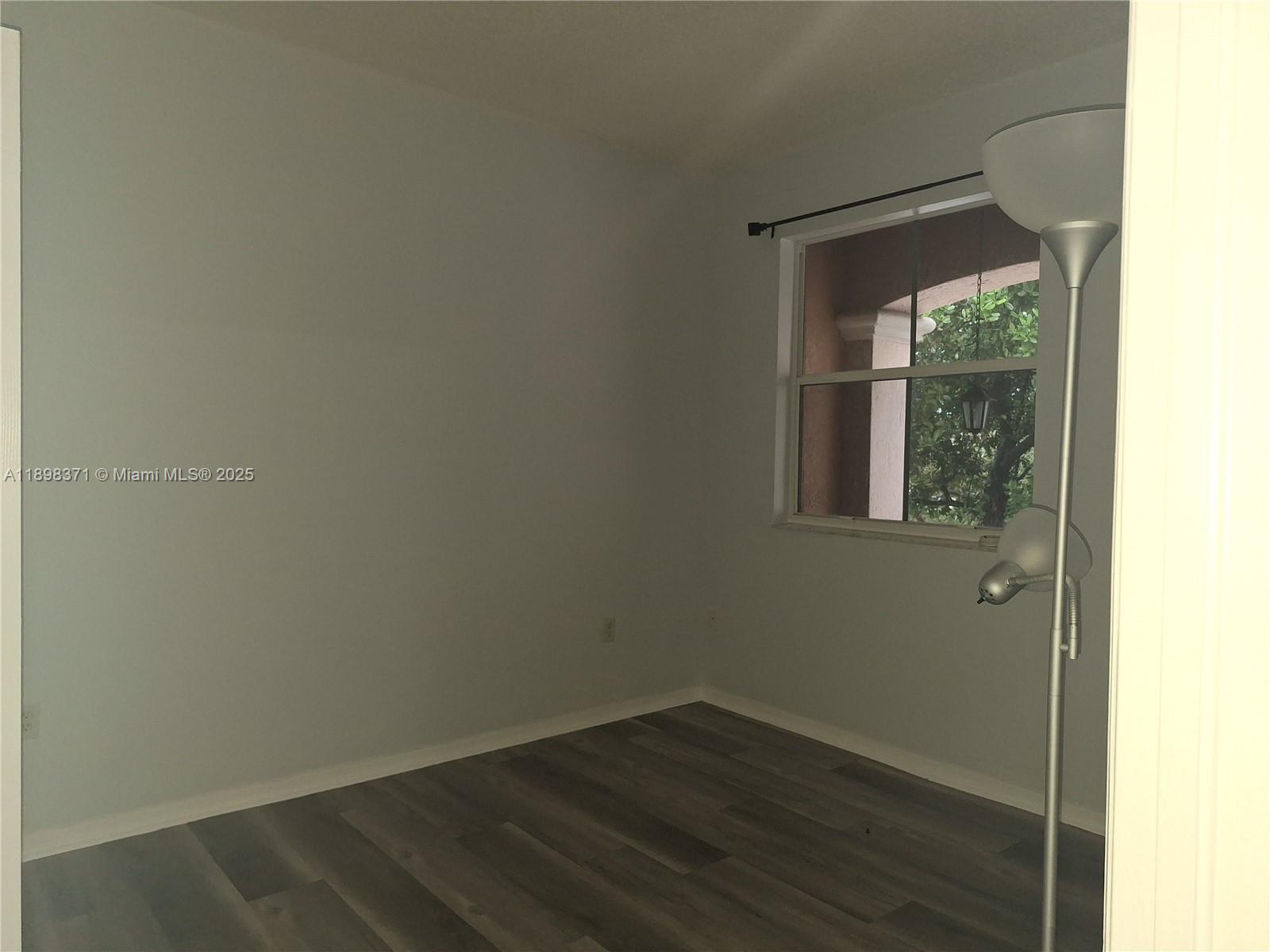 MARBELLA COVE - Residential