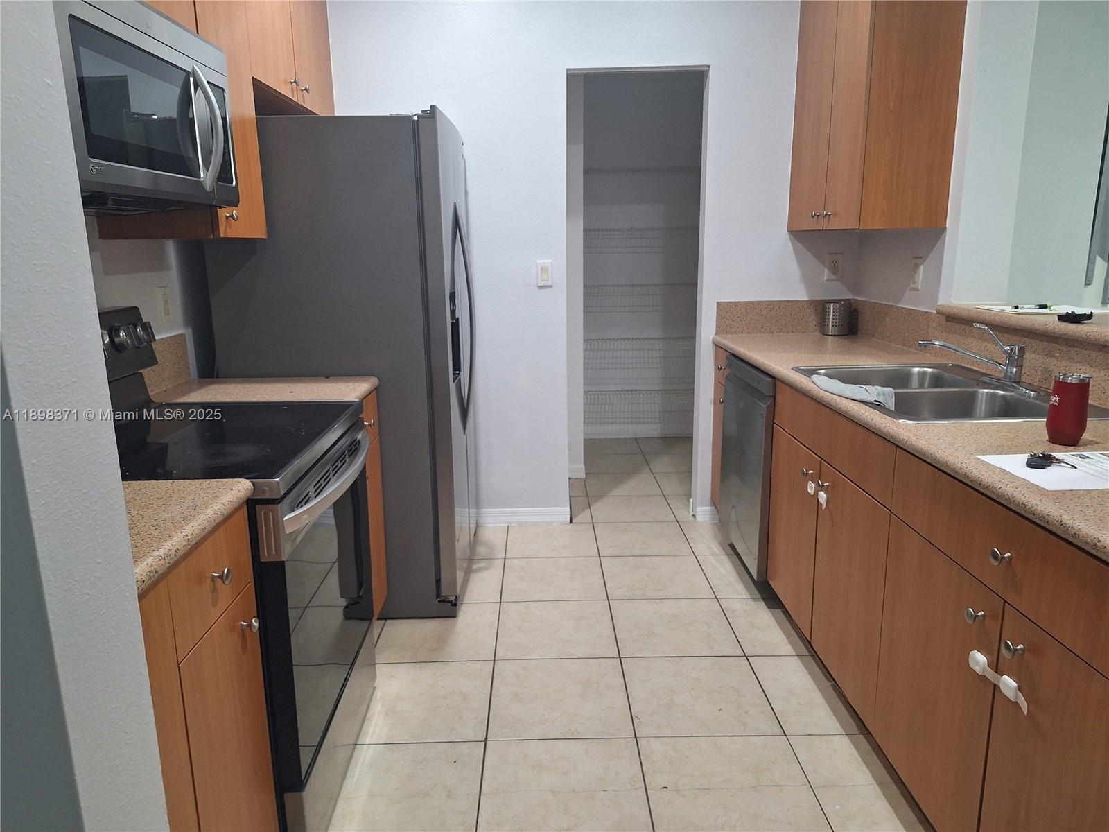 MARBELLA COVE - Residential