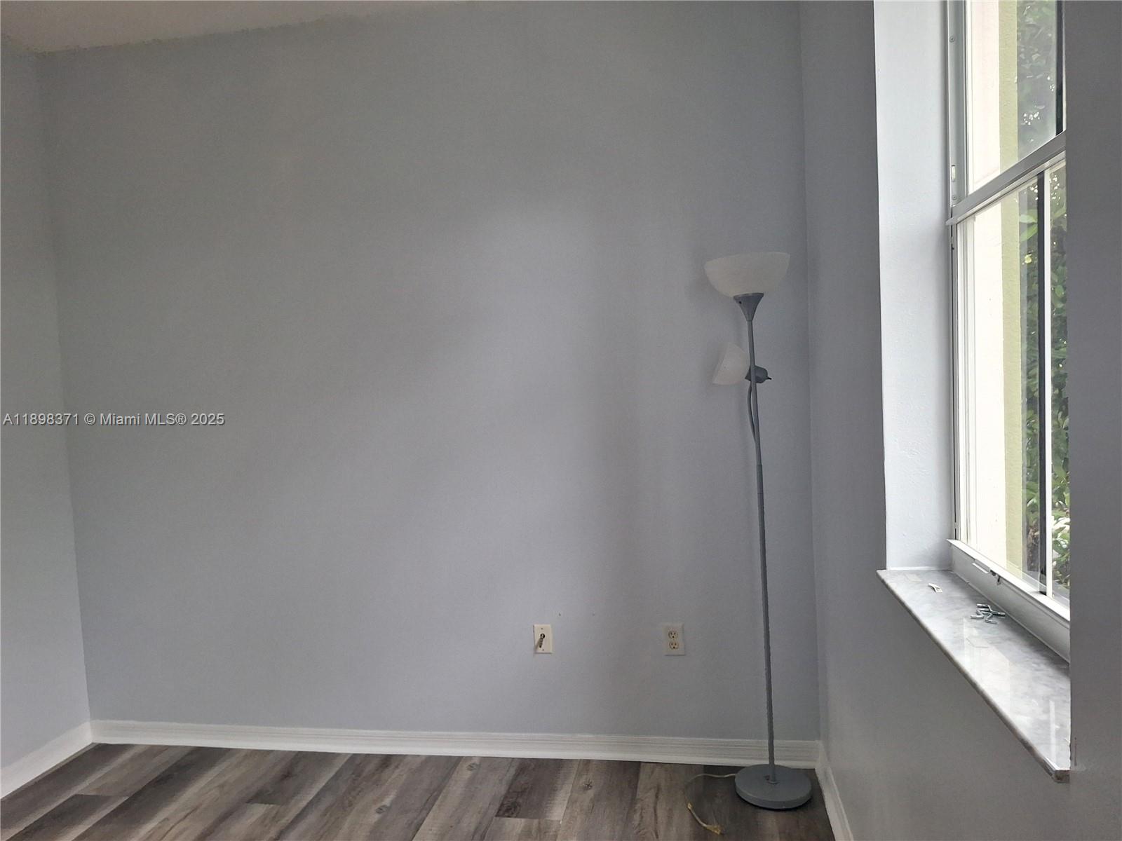 MARBELLA COVE - Residential