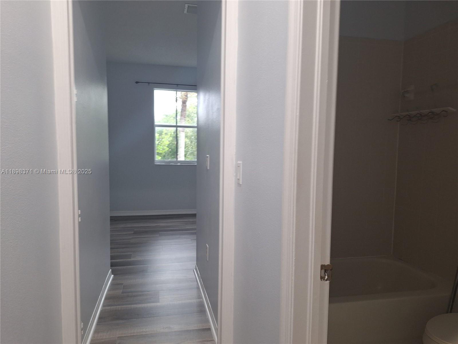 MARBELLA COVE - Residential