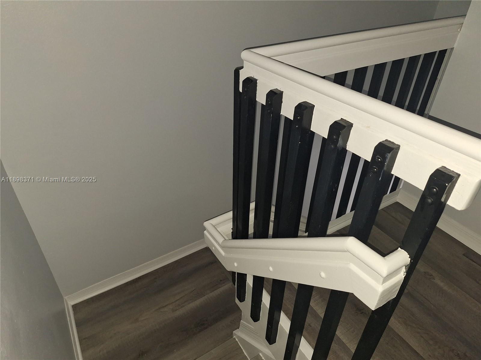 MARBELLA COVE - Residential